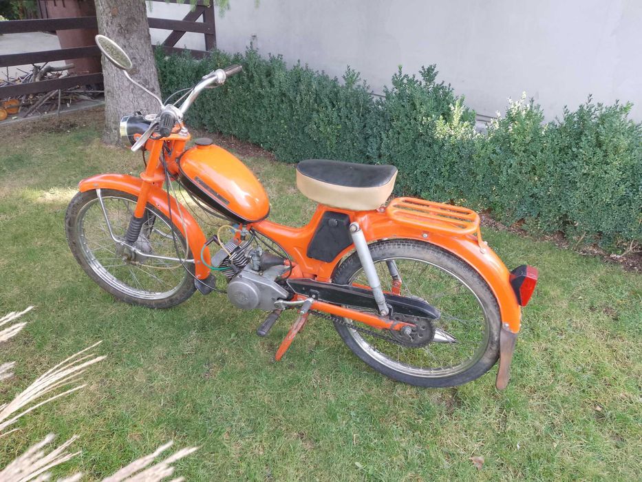 Komar 2352W import Węgry 47 letni