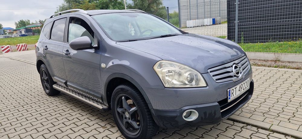 Nissan Qashqai + 2 2.0 benzyna Panorama kamera 7 osób 2009 R