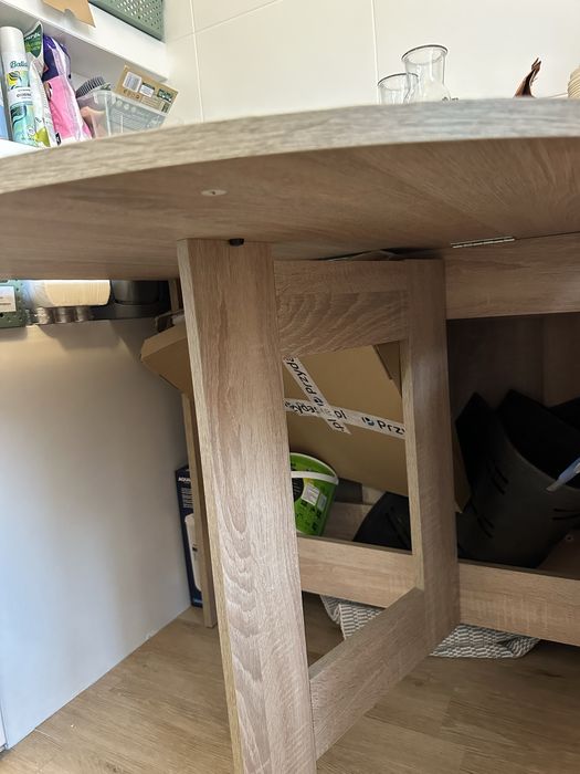 Stół drewniany rozkładany Jysk