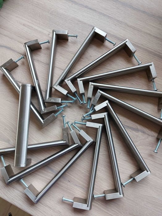 Uchwyty do szafek metalowe, szczotkowane kolo szampana