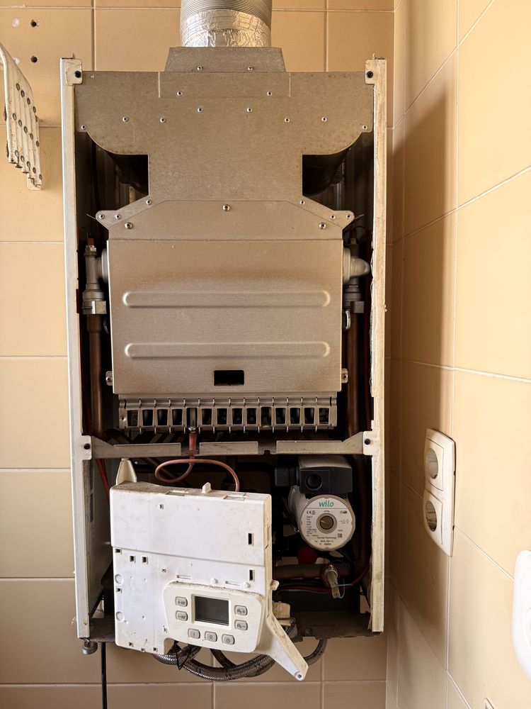 Caldeira gas Baxi Victoria Plus para peças