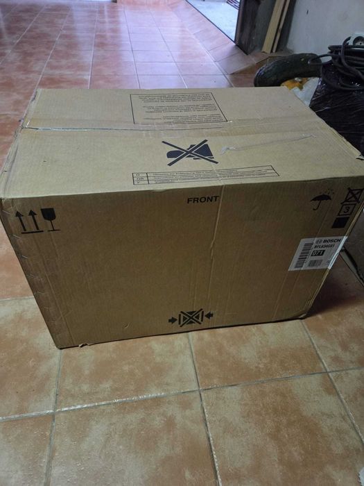 Micro ondas Bosch Serie 8 BFL634GS1900W