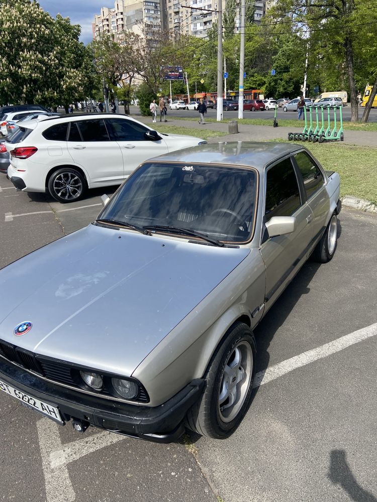 Продам BMW е30 на двигетели м43 1,9