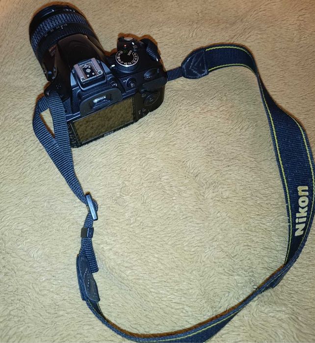 Nikon D3200 + Lente 18-70 AF