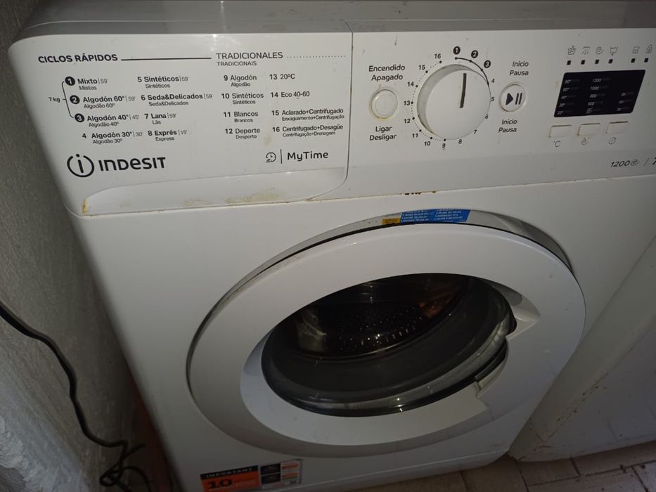 Maquina lavar roupa indesit