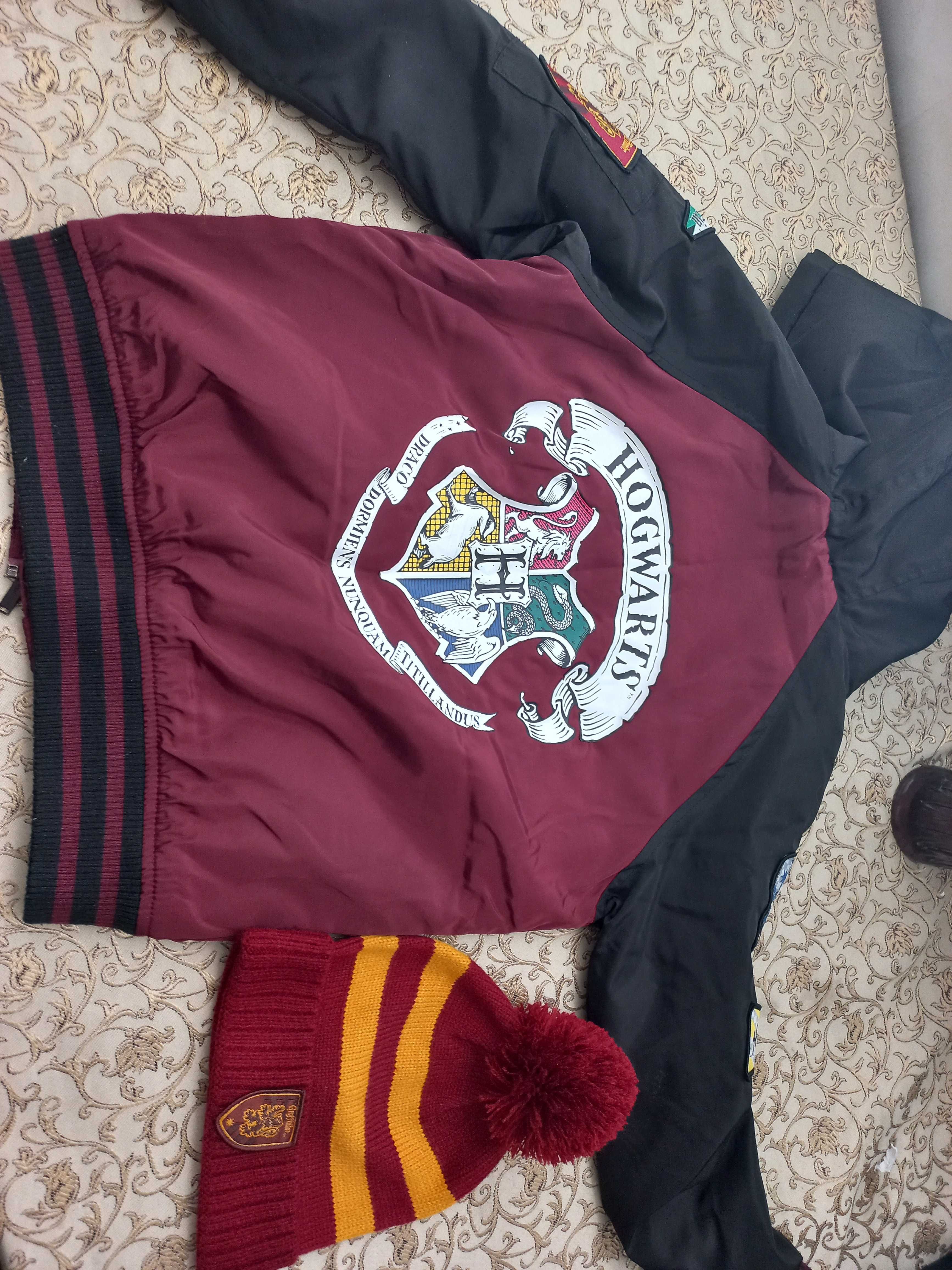 Куртка Reserved Гаррі Поттера дитяча 125-140 см, шапка в подарунок