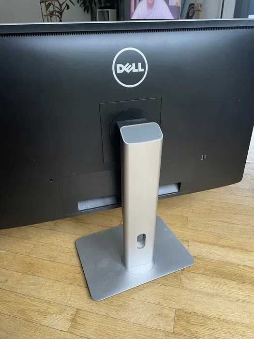 Монитор Dell UP2715K (цена за оба!) -- Дефект!