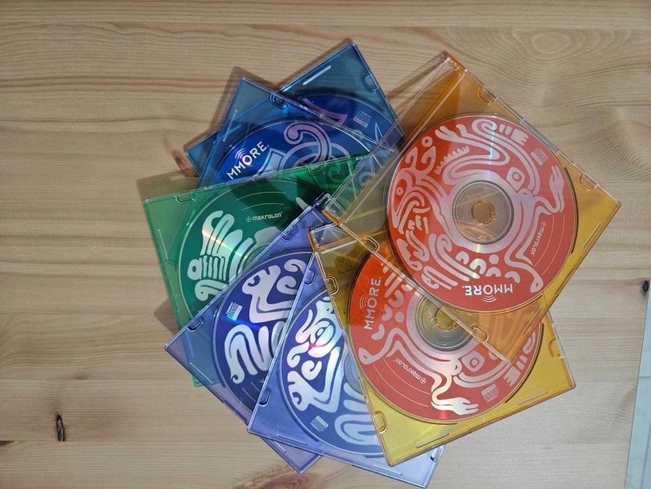 Conjunto de DVD+R; CD+R e Caixas64738885347842124