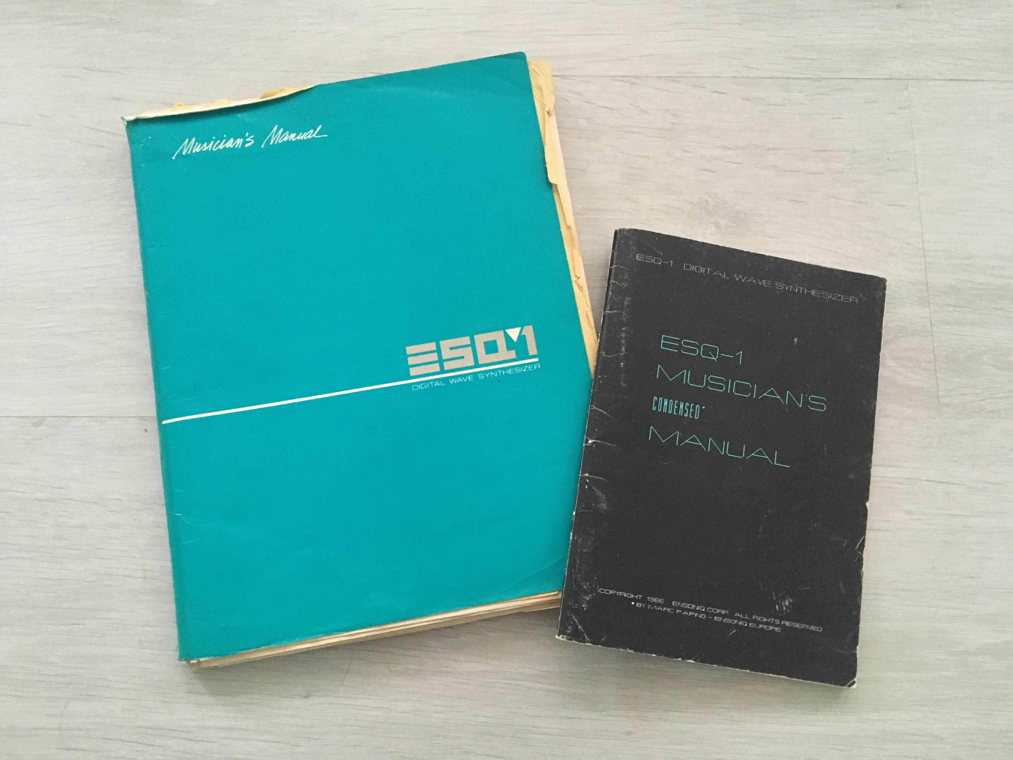 Syntezator Ensoniq ESQ1
