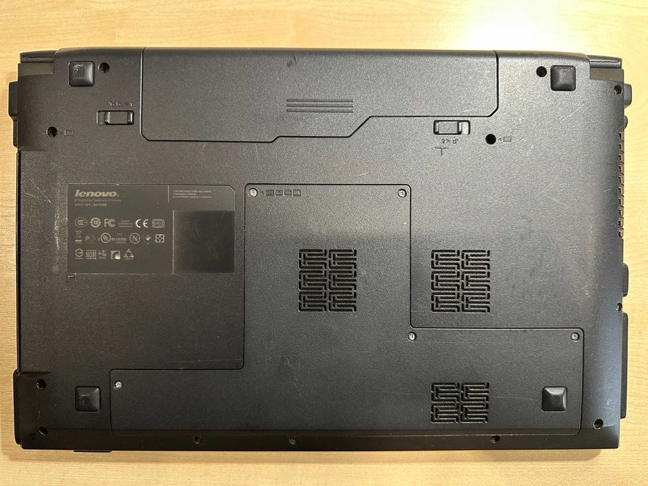 Lenovo B570e в рабочем состоянии|240Gb SSD+320Gb HDD|i5-2520m|4Gb