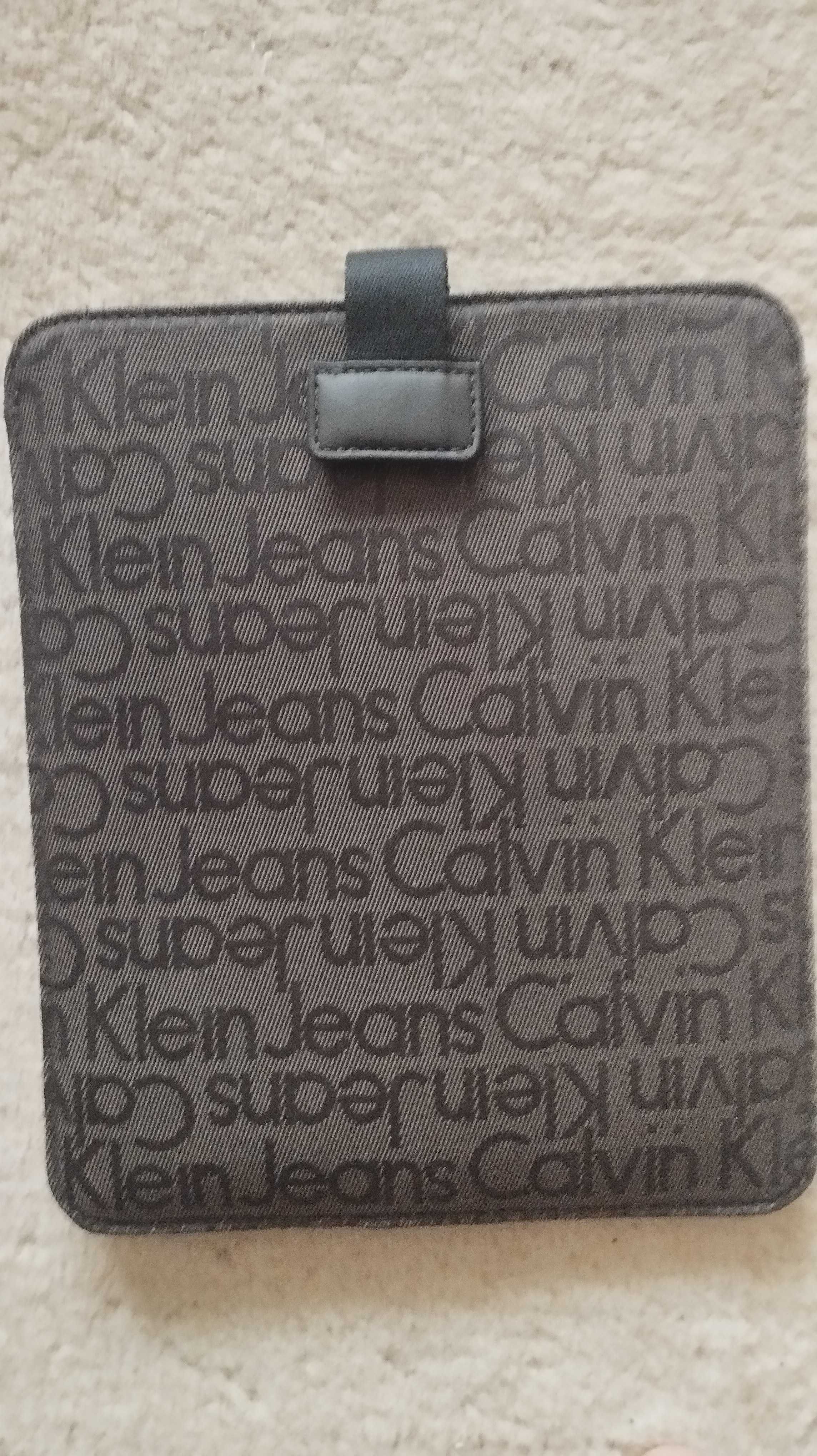 Etui Tablet Calvin Klein
