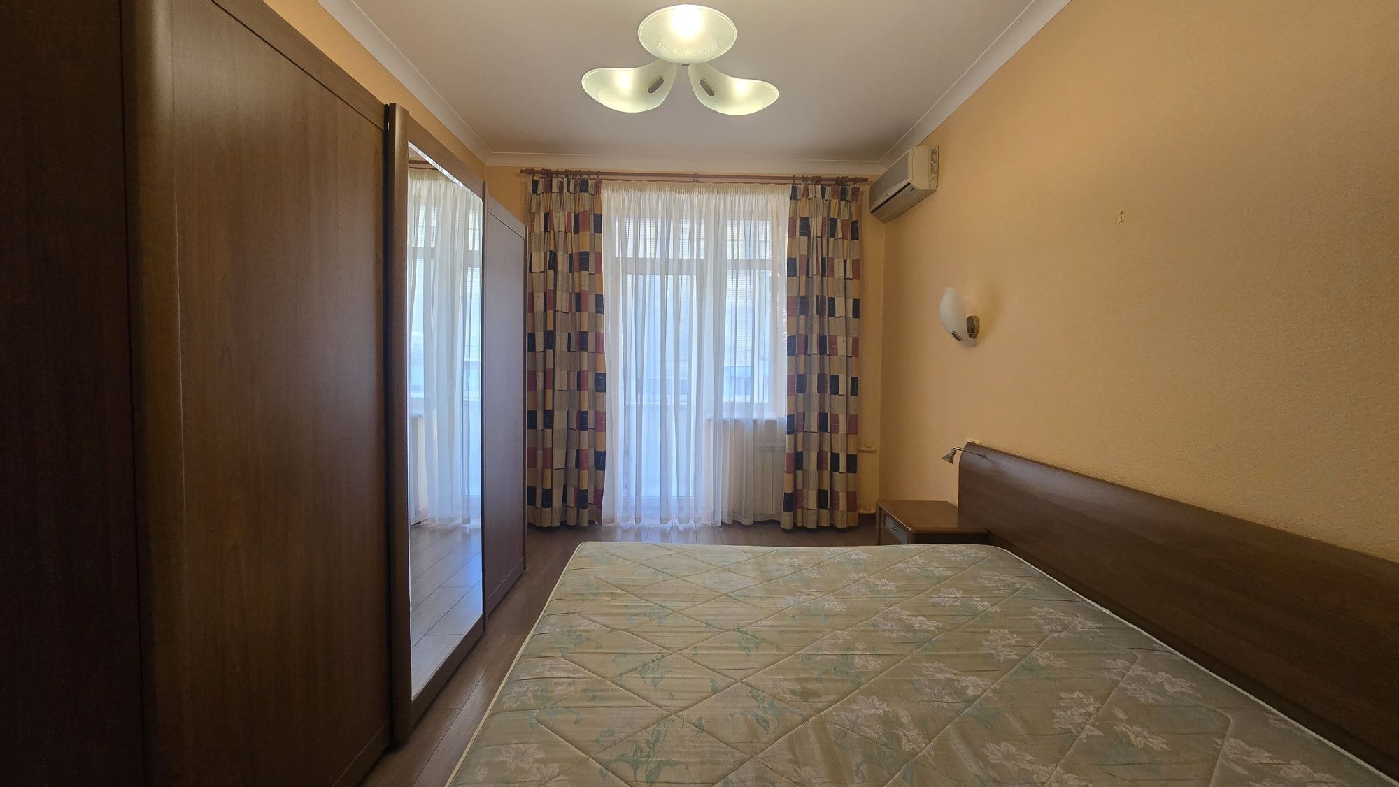 Оренда Квартири | 106 кв.м.| Сауна | Солом'янський район