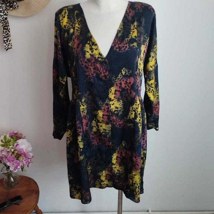 Zwiewna sukienka z długim rękawem Reserved, r. 38/42