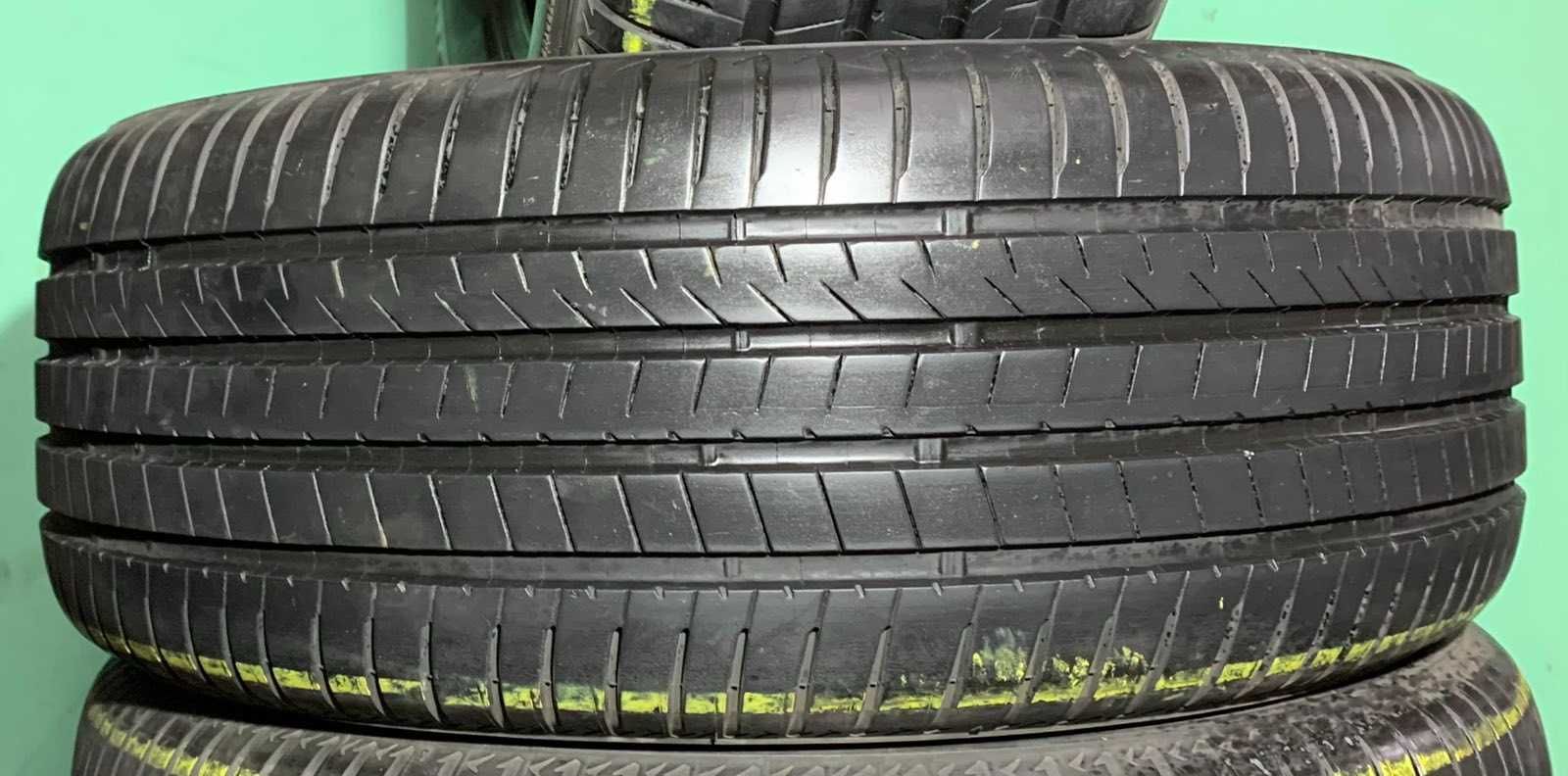 285/60/18 Bridgestone Alenza 001