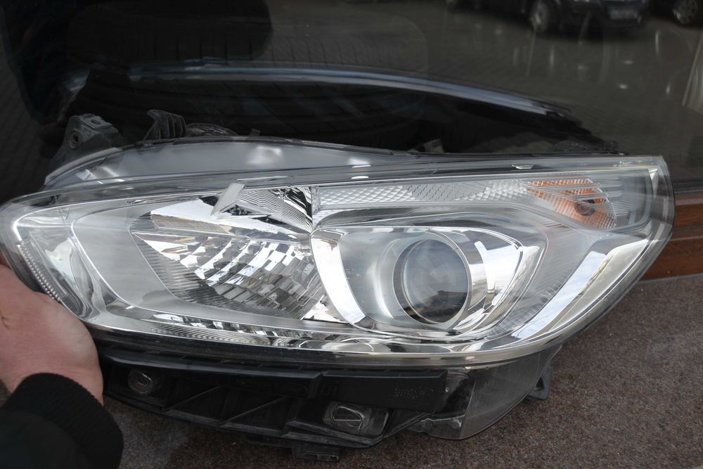 Ford Galaxy Mk4 lampa lewy przód lewa przednia przod galaxy ford mk4