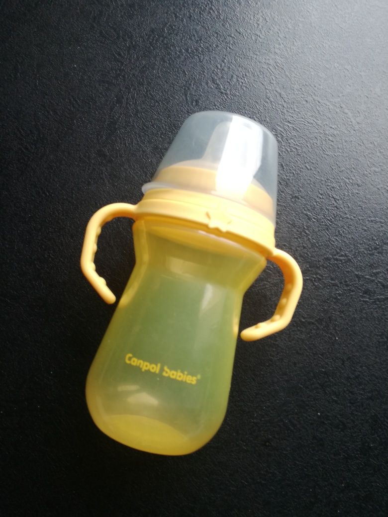 Treningowy kubek niekapek butelka z uchwytami 6m+ Canpol Babies