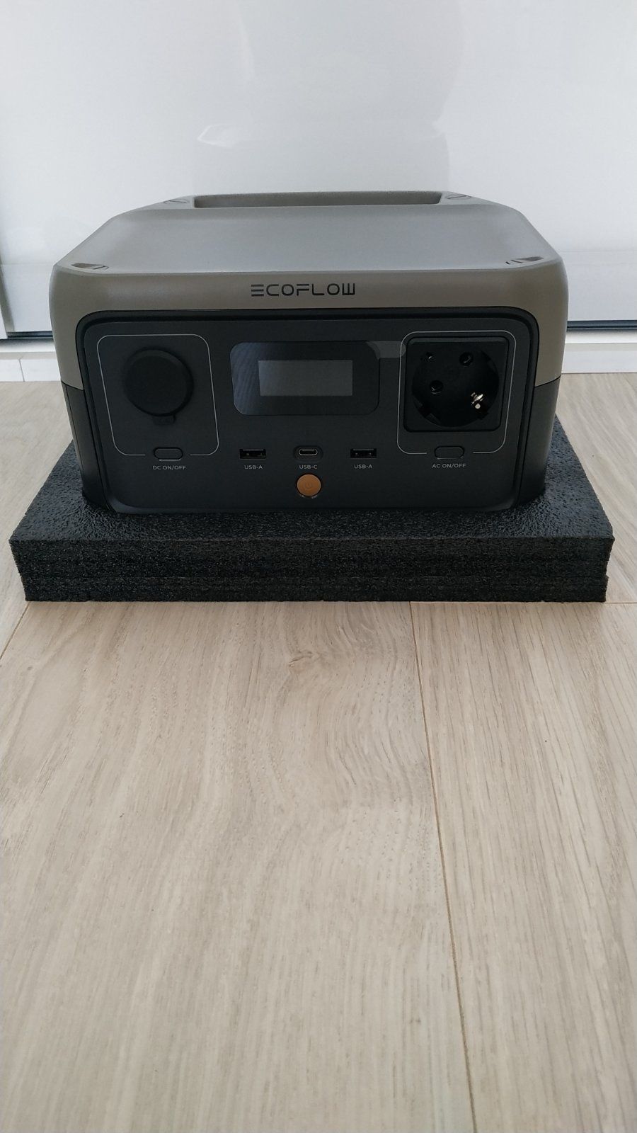 Продам нову станцію EcoFlow River 2