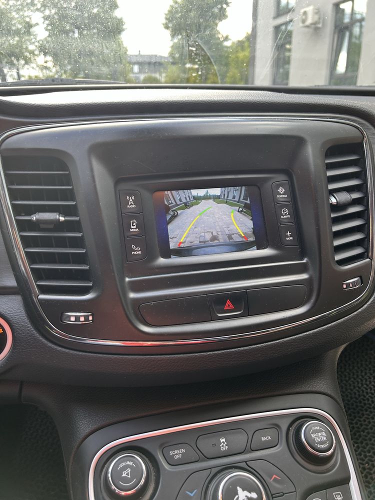 Chrysler 200 2.4 AT, 2016