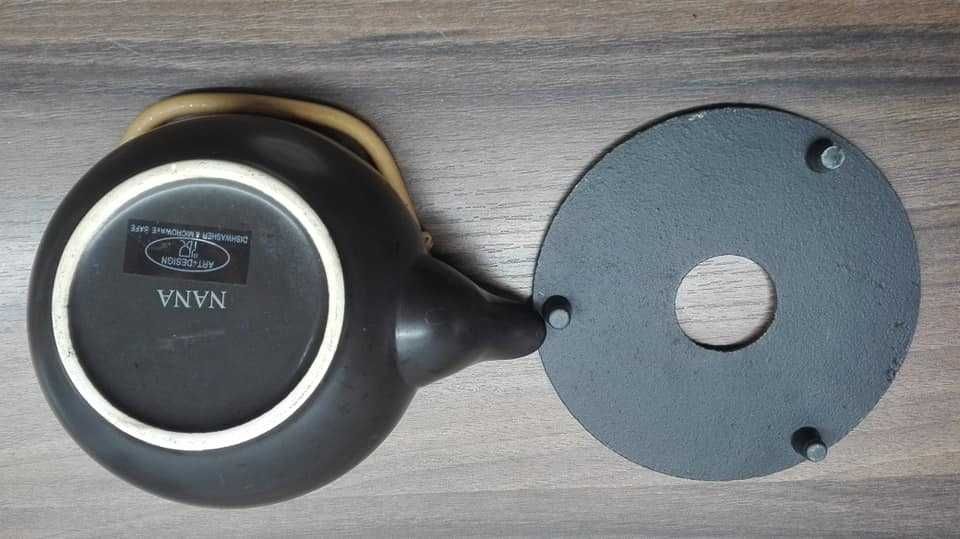 NANA Kichenette żeliwny czajnik dzbanek z podstawa bambus japandi wabi