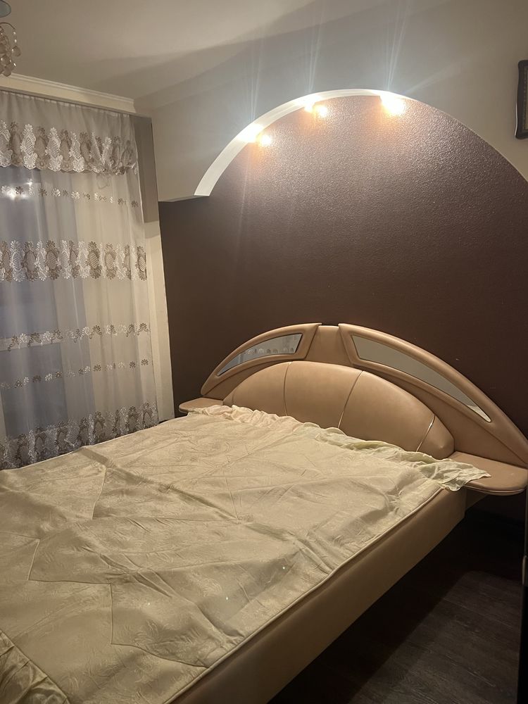 Продам 2х кім кв з лоджією Раковка