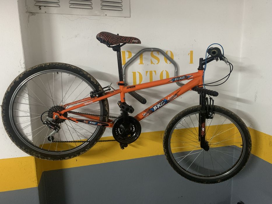 Bicicleta de rapaz