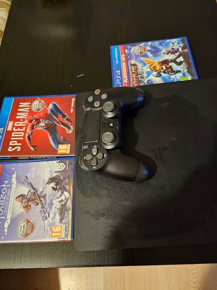 Sprzedam Playstation PS4