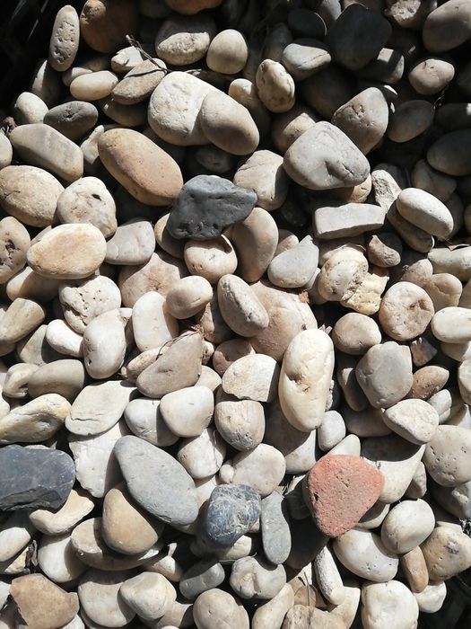 Gogos - Pedras de rio