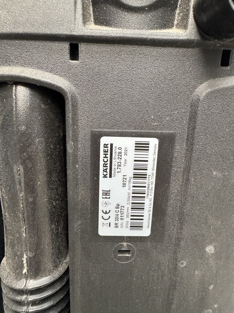 Karcher szorowarka BR 30/4 C