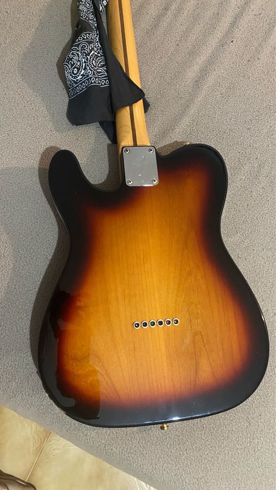 * Vendo Fender Telecaster Mexicana