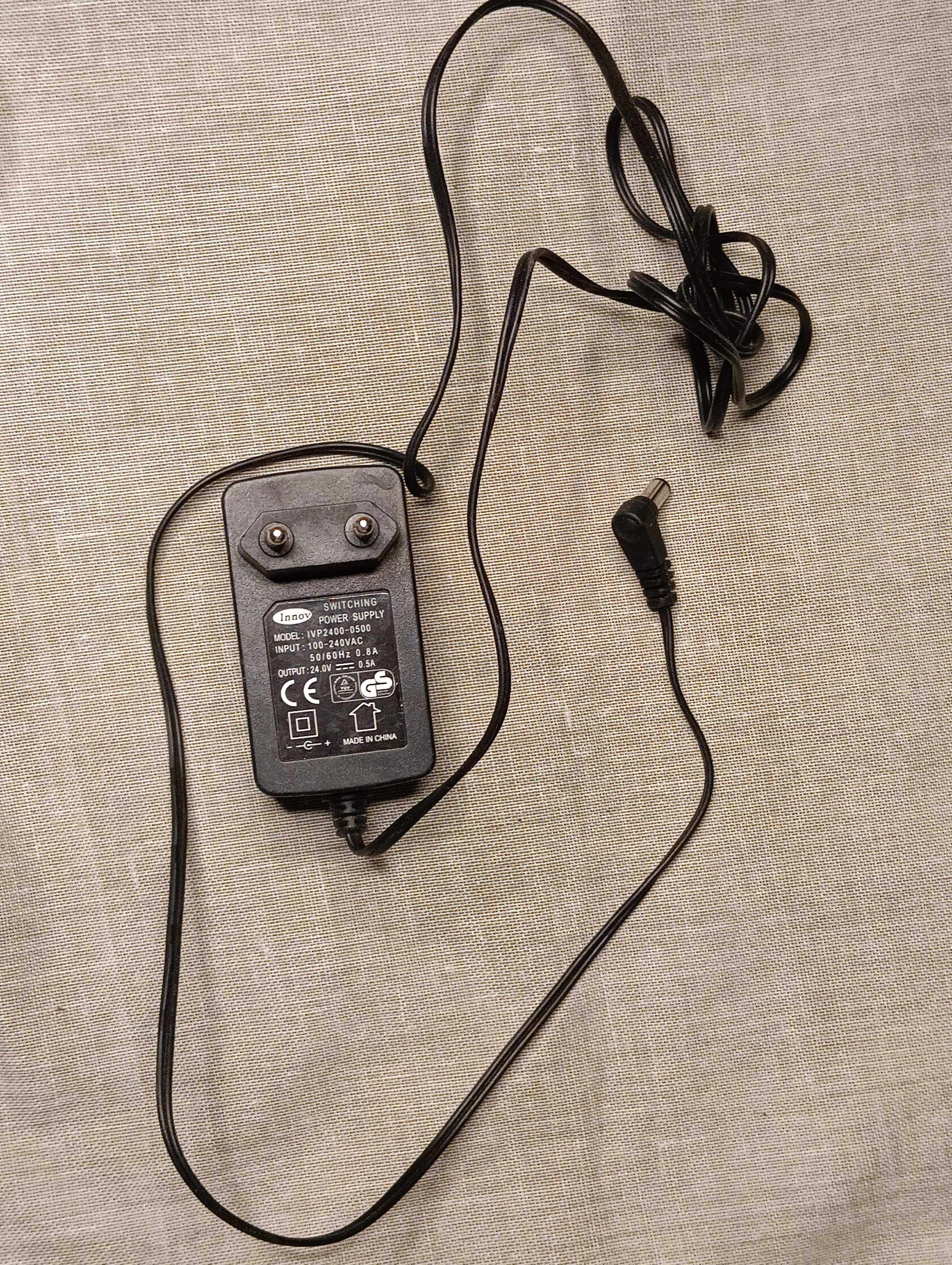 Блок живлення питания 24.0V 0.5A IVP2400-0500 штекер 5.5×2.1mm