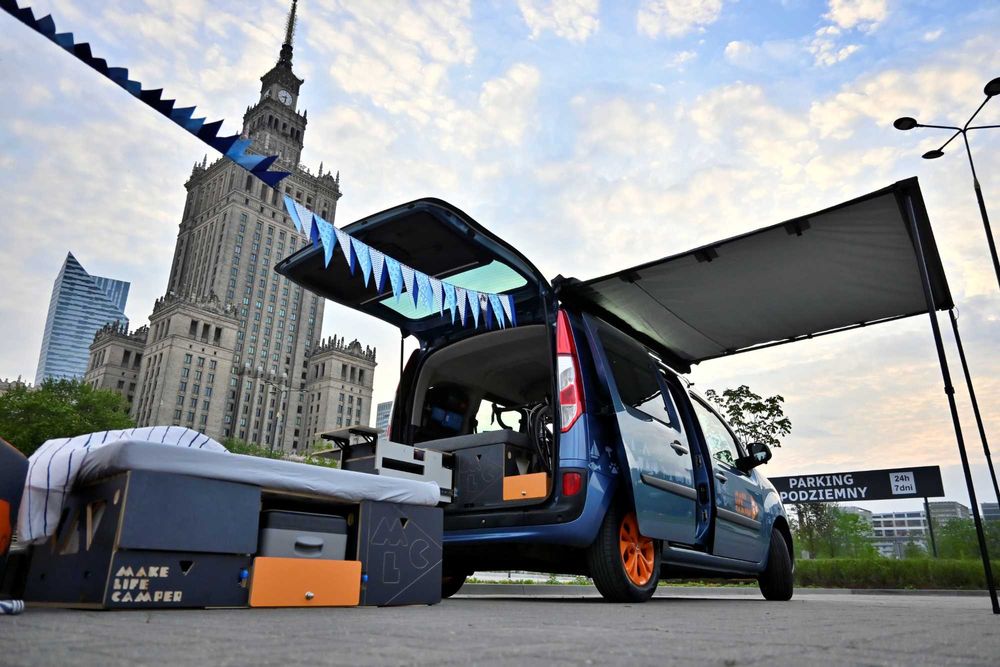 Mini kamper Renault Kangoo -łózko, kuchnia, prysznic, full wyposażenie