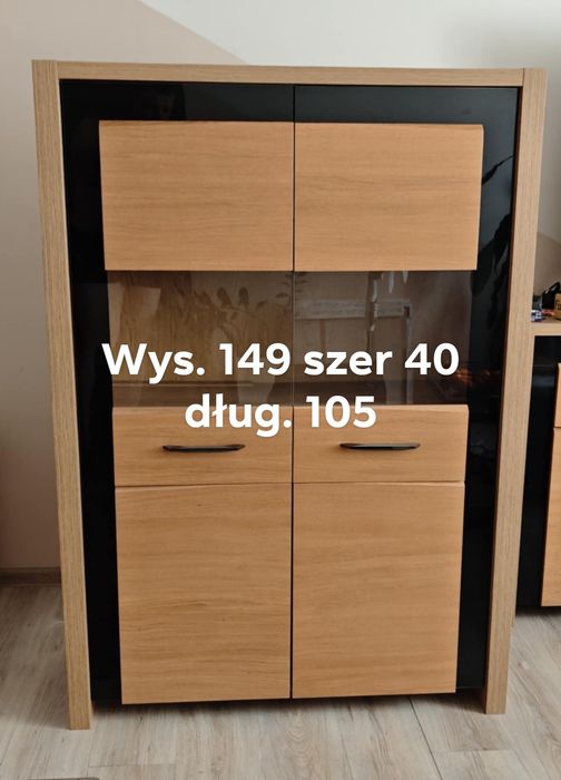 Meble do salonu, komplet 2 lata używane w BARDZO DOBRYM STANIE