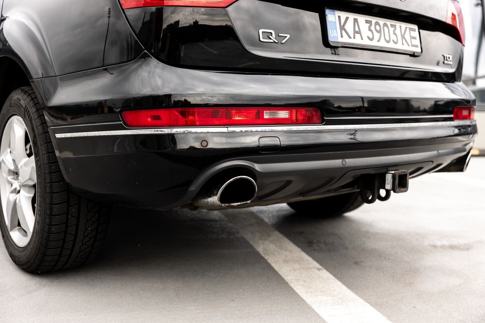Продам Audi Q7 2013