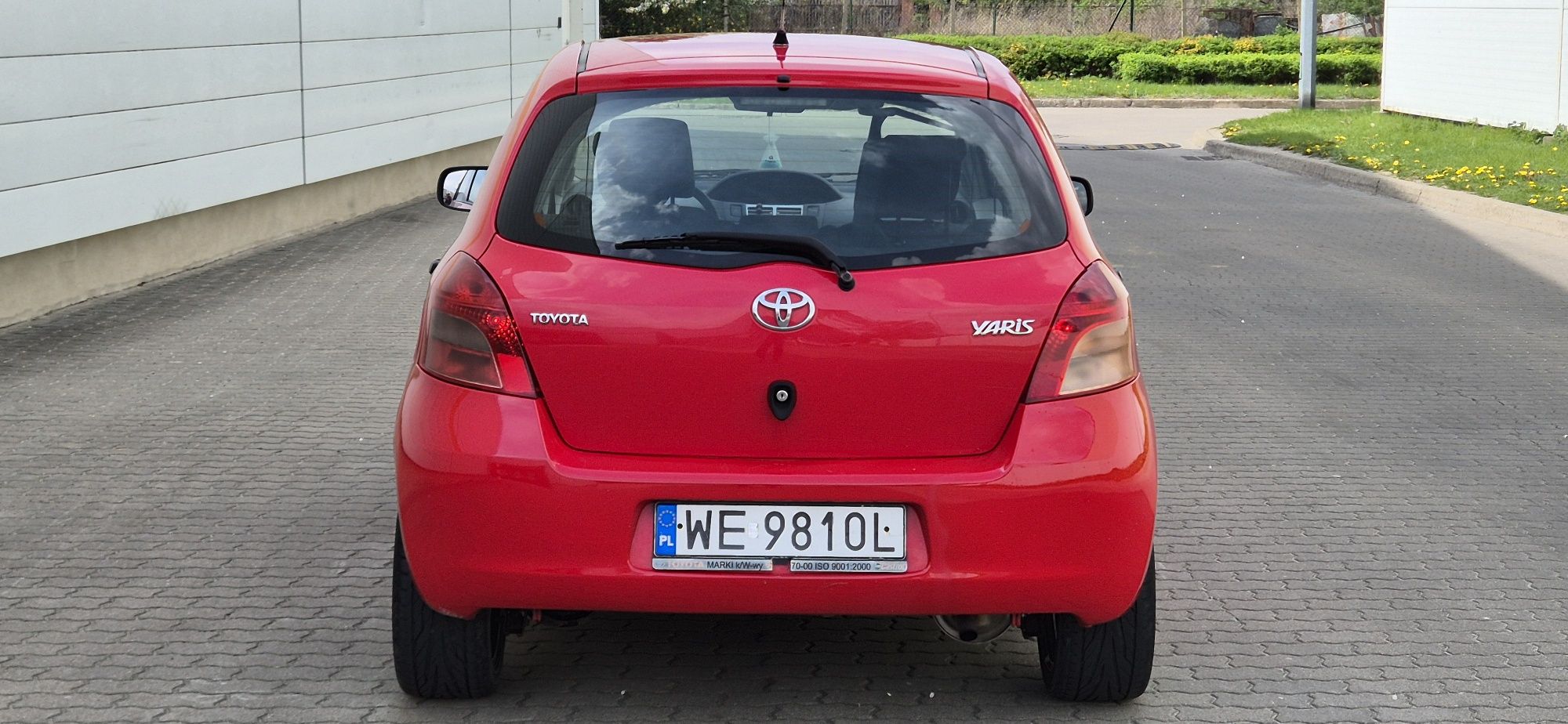 Sprzedam Toyotę yaris 2006 1.0 benzyna