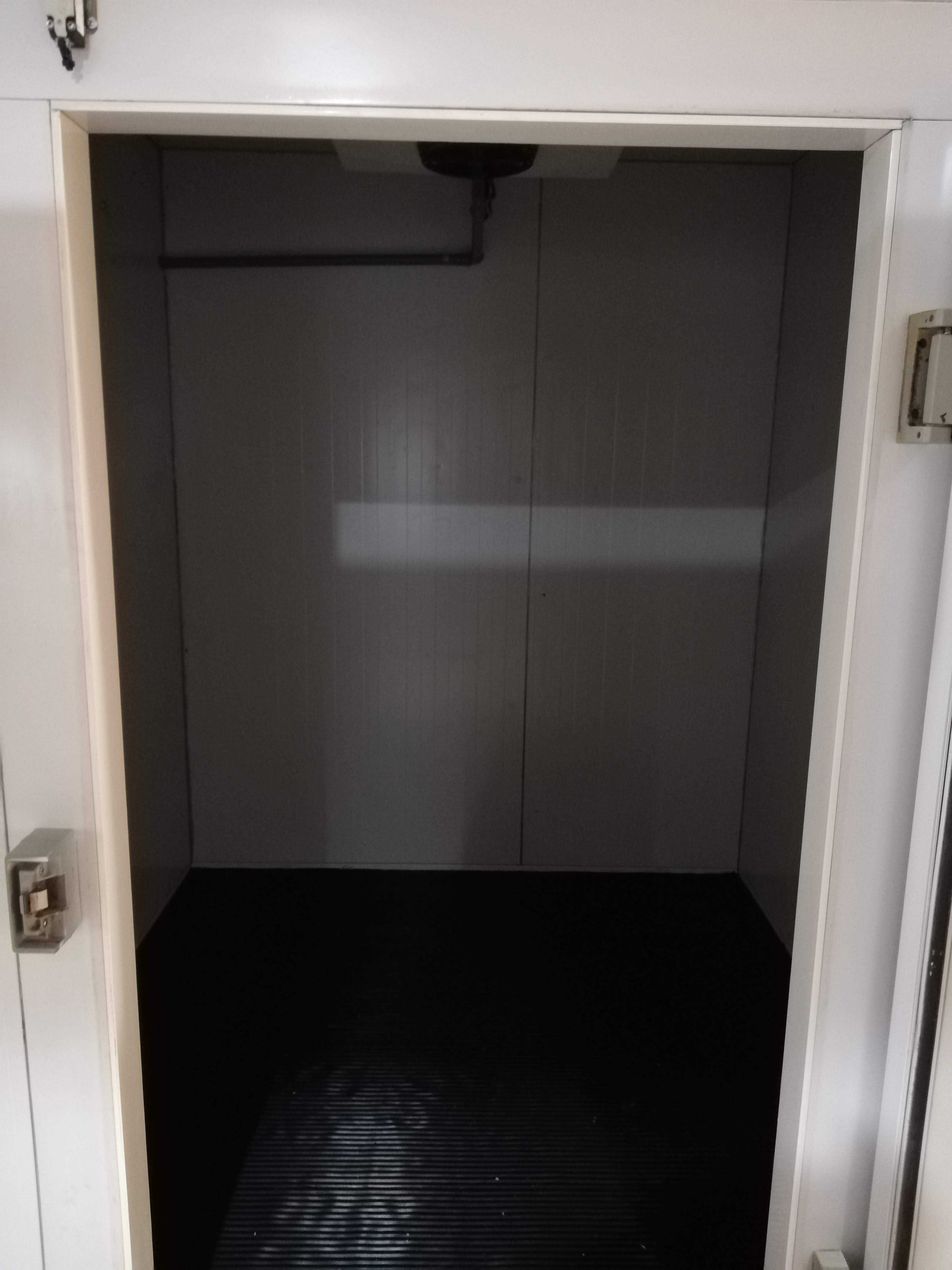 Câmara frigorífica 2x2 mts