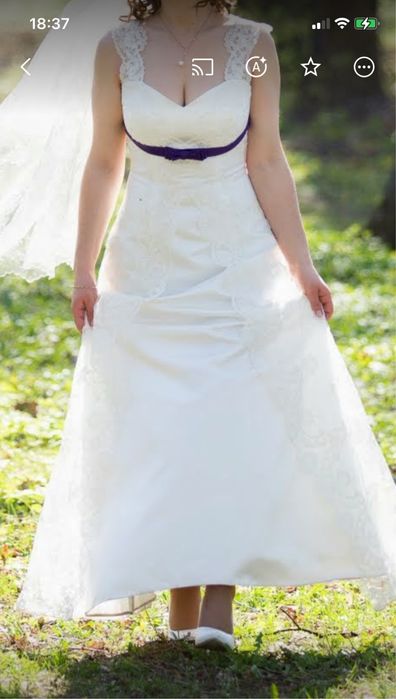 Весільна сукня