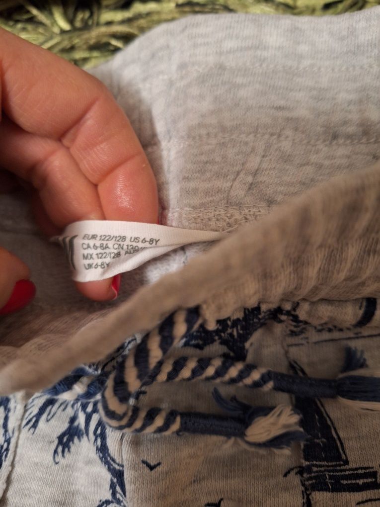 Komplet letni dresowy hawajski H&M rozmiar 122-128