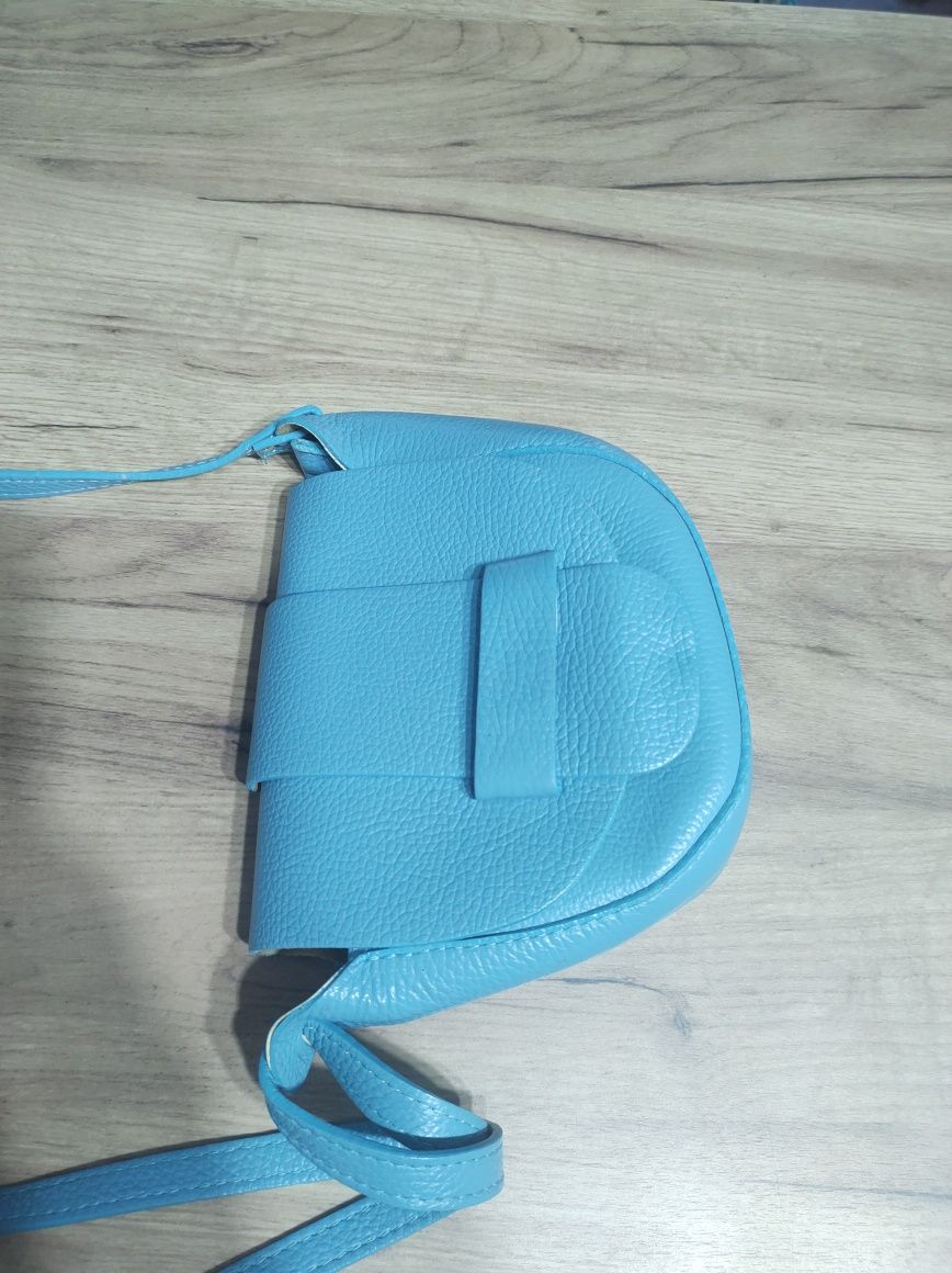 Torebka damska półksiężyc błękitna nowa ,Zara.