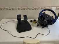 Volante e pedais PS Thrustmaster T150