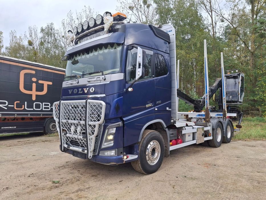 Volvo FH 750  Volvo FH 750 2016r Loglift 6x4 do drewna lasu