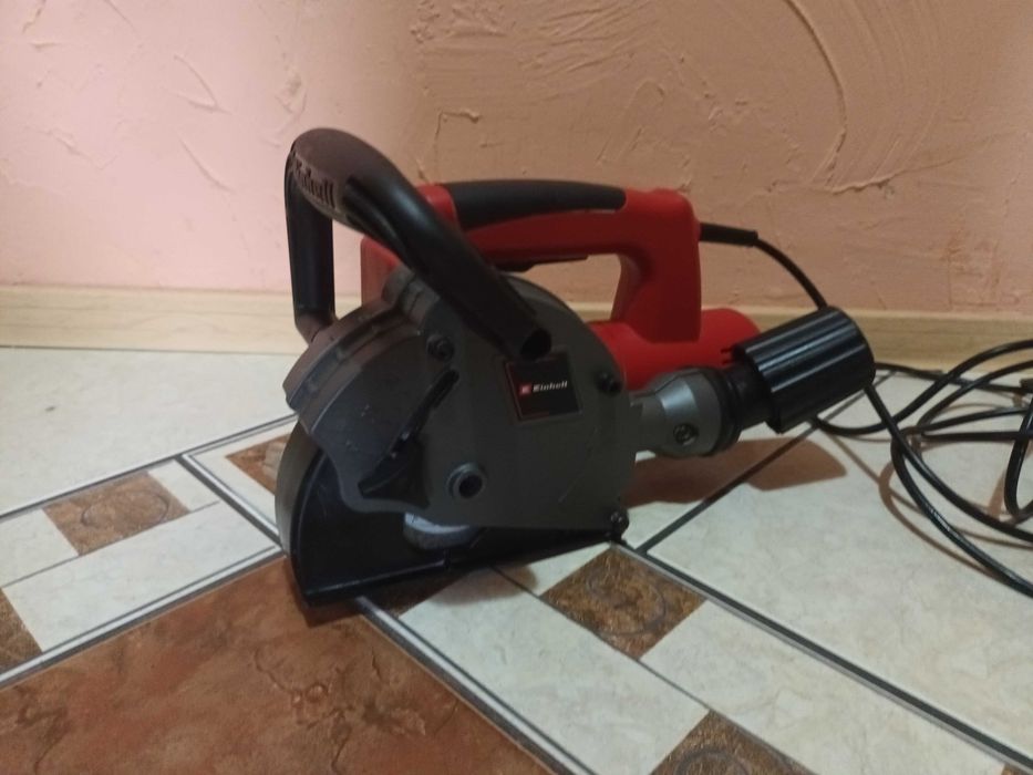 Bruzdownica Einhell TC-MA 1300