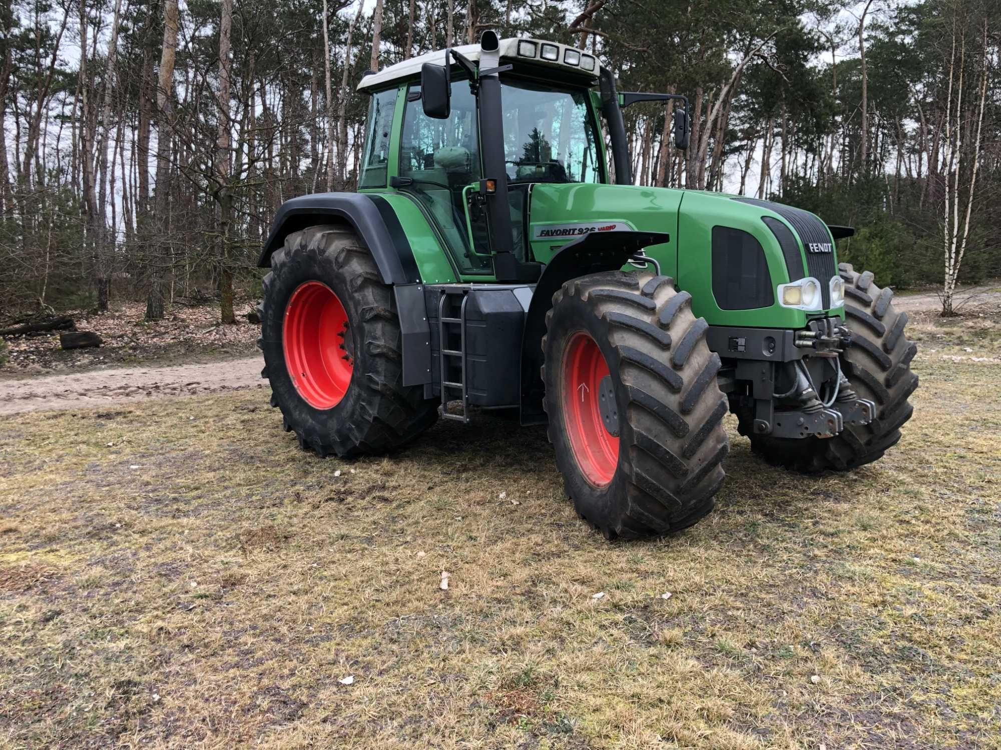 Fendt 926 Vario silnik MAN