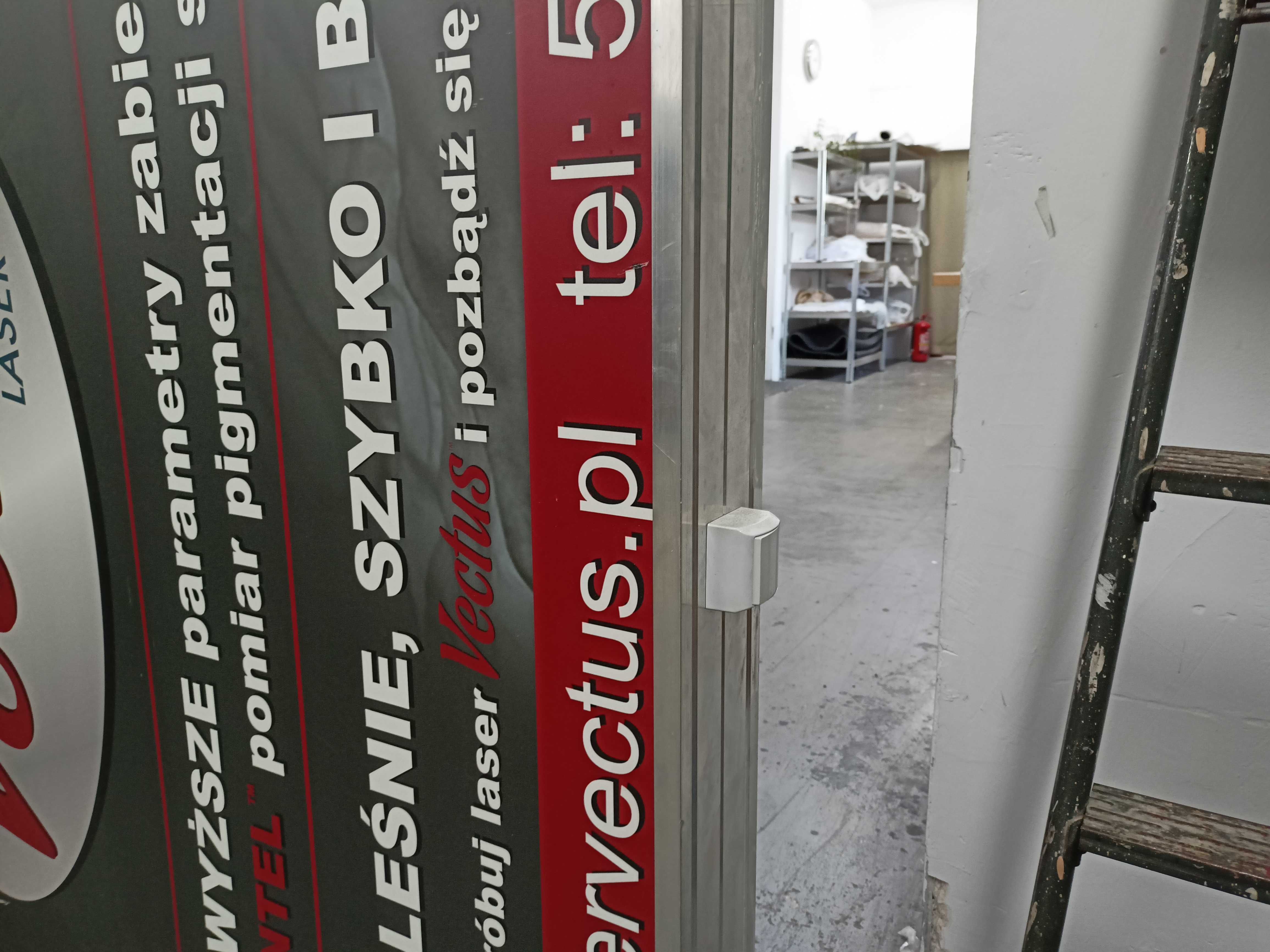 Kaseton reklamowy dwustronny zewnętrzny podświetlany XXL 168x157cm