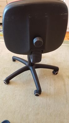 krzesło dziecięce do biurka