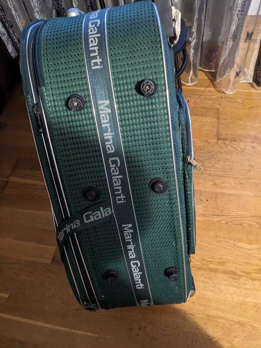 Валіза, чемодан. Розміри 76×49×25см. Все ціле і працює