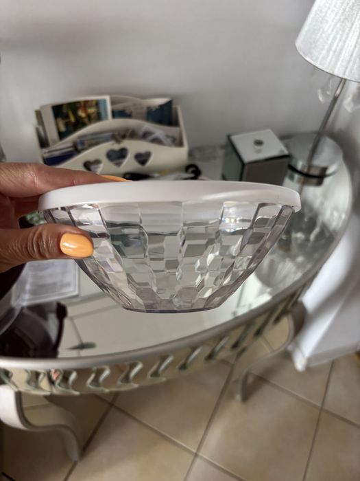Tupperware miska z pokrywką diamentowa kolekcja salaterka 500 ml