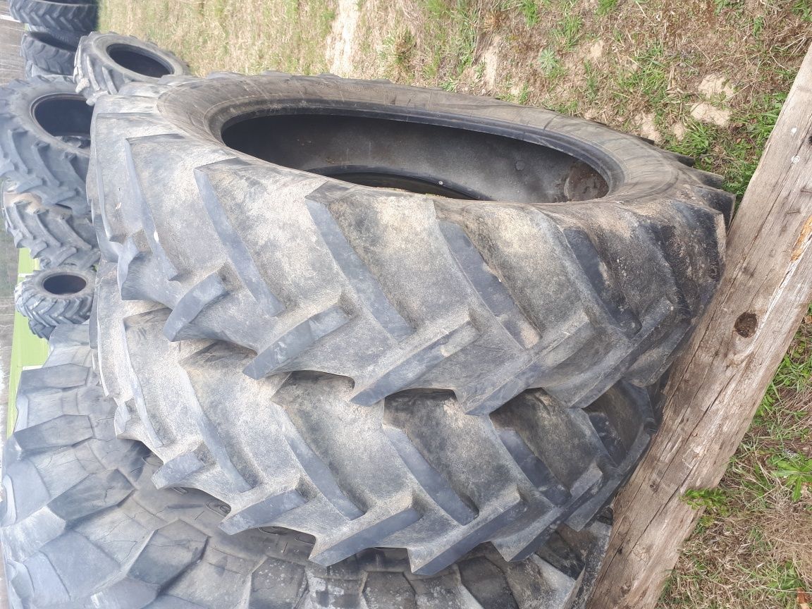Ładna para opony zachodnie MICHELIN BIBAGRIP 3 Rolnicze 13.6 R - 36