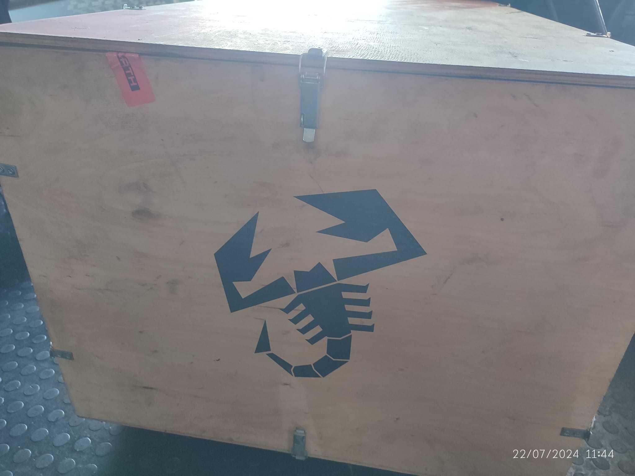 Caixa de Transporte ABARTH Limited Edition