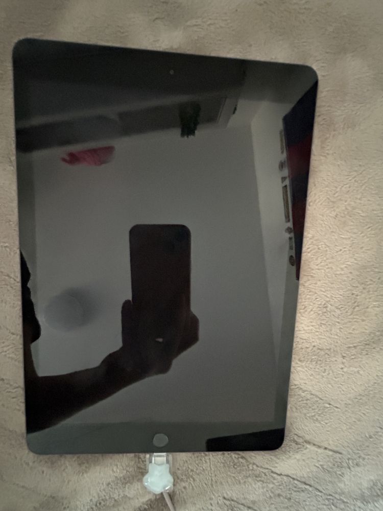 ipad  8 generacji z potwierdzeniem