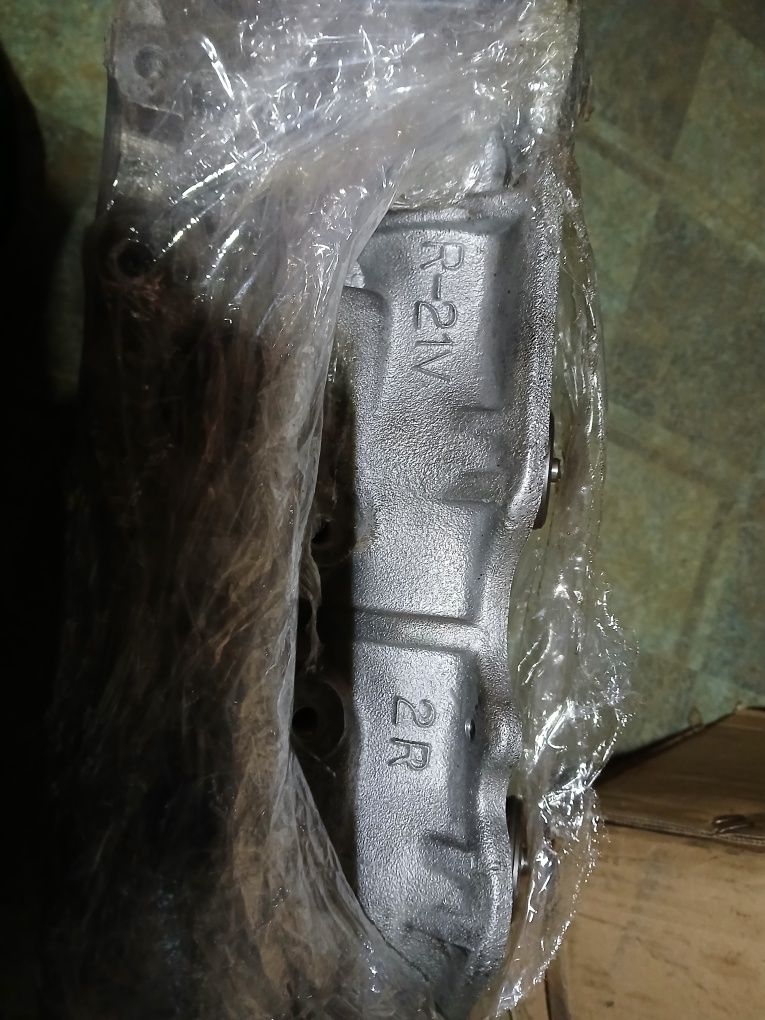 Nissan 3.0 V6 VG30 głowicę po regeneracji nowe zawory Terrano Maxima